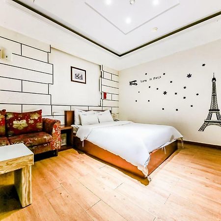 דאג'און Hotel Rooky מראה חיצוני תמונה
