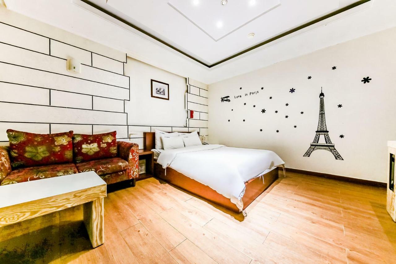 דאג'און Hotel Rooky מראה חיצוני תמונה